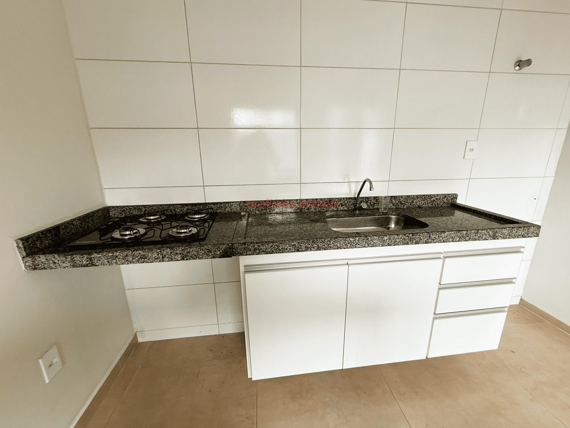 Armários e cooktop