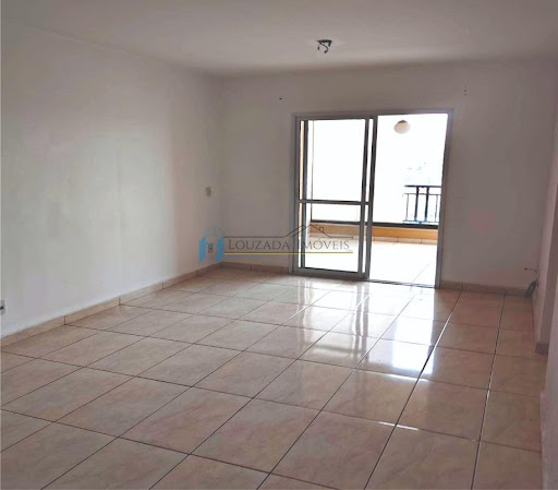 Ótimo Apartamento no Jd. Independência
