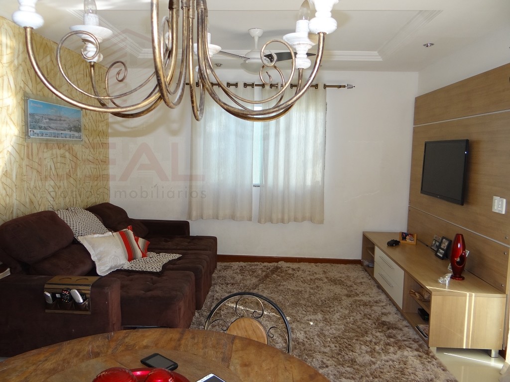 Casa à venda com 4 quartos, 1 suíte, 4 vagas e 330m² no Parque Aurora, Campos dos Goytacazes (RJ) — foto 7 de 30