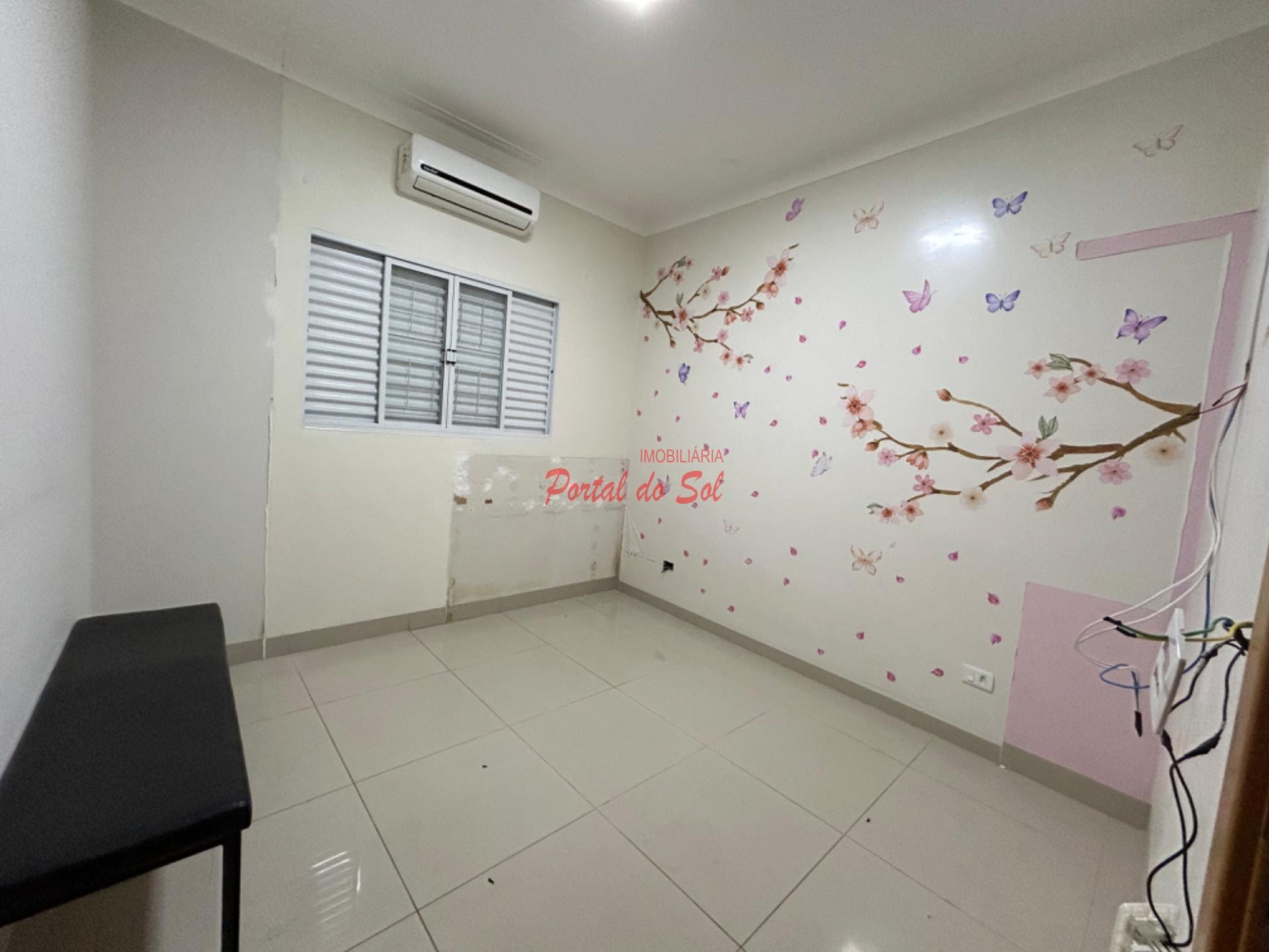 Casa à venda com 3 quartos, 1 suíte, 2 vagas e 217m² no Jardim Tarumãs, Santo Antônio da Platina (PR) — foto 7 de 18