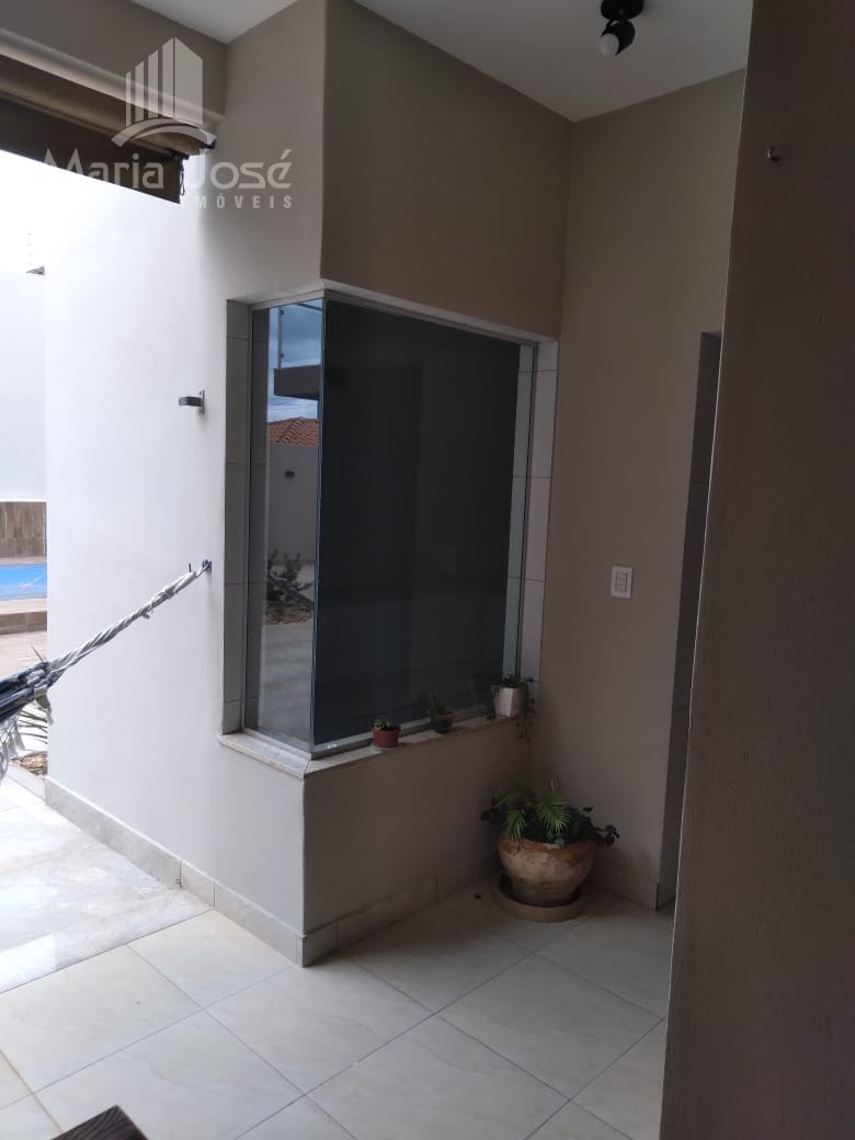 Casa à venda com 3 quartos, 1 suíte, 2 vagas e 227m² no Iporanga, Sete Lagoas (MG) — foto 20 de 30