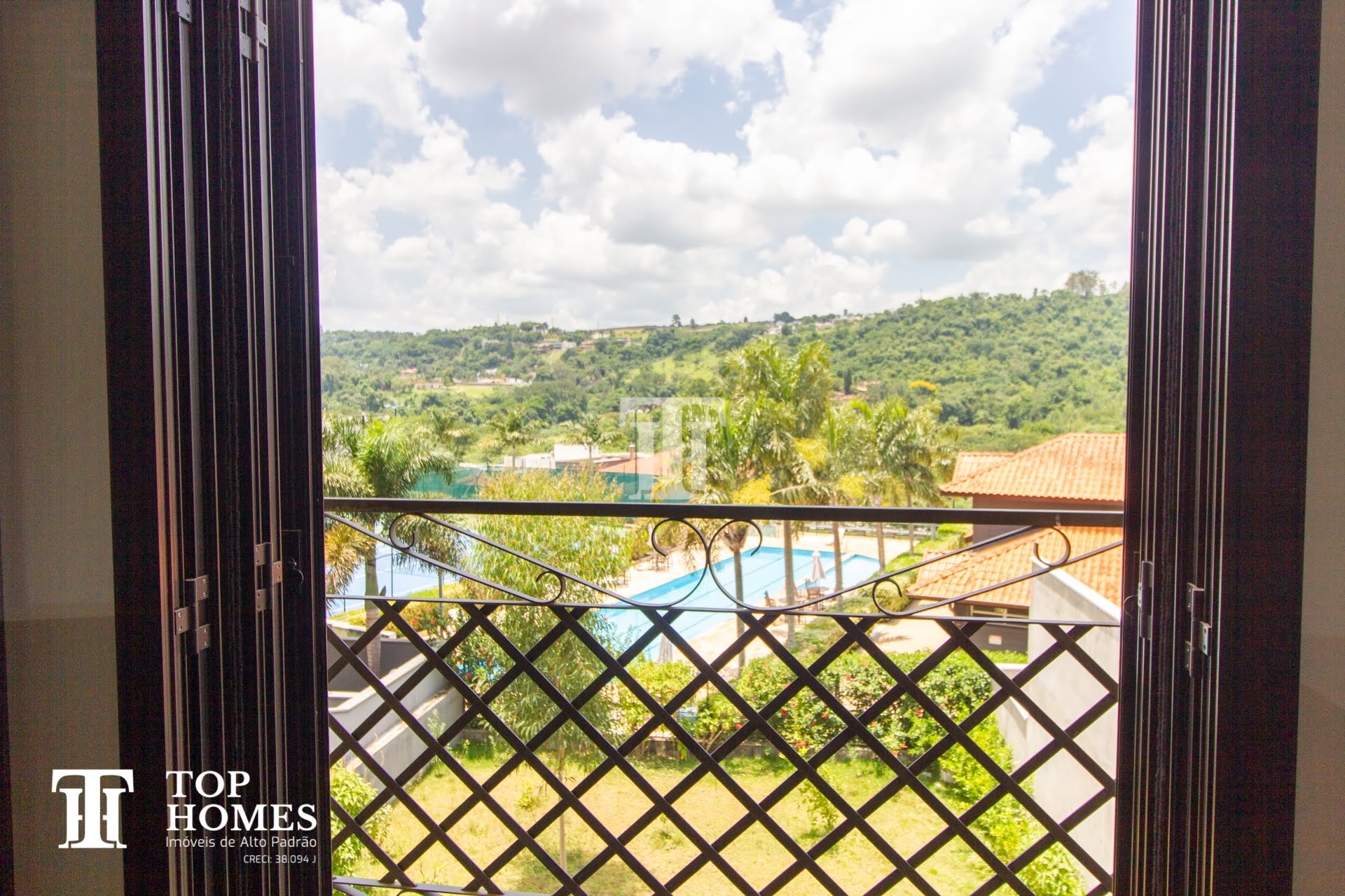 Casa/imóvel de alto padrão à venda no condomínio Reserva dos Vinhedos em Louveira/SP