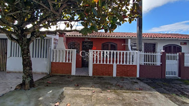 Casa próximo do mar a venda em Matinhos