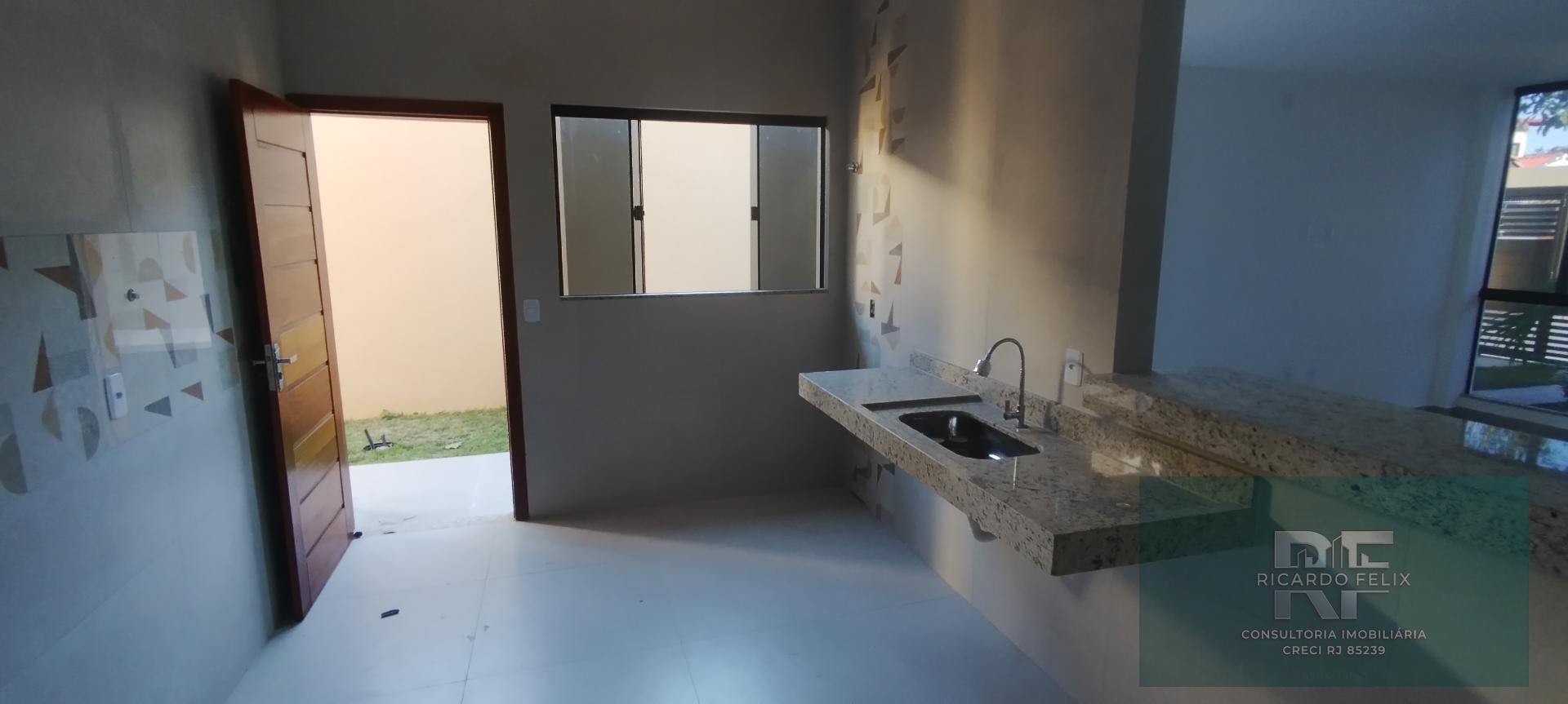 Casa à venda com 3 quartos, 1 suíte, 1 vaga e 134m² no Jardim Mariléa, Rio das Ostras (RJ) — foto 9 de 21