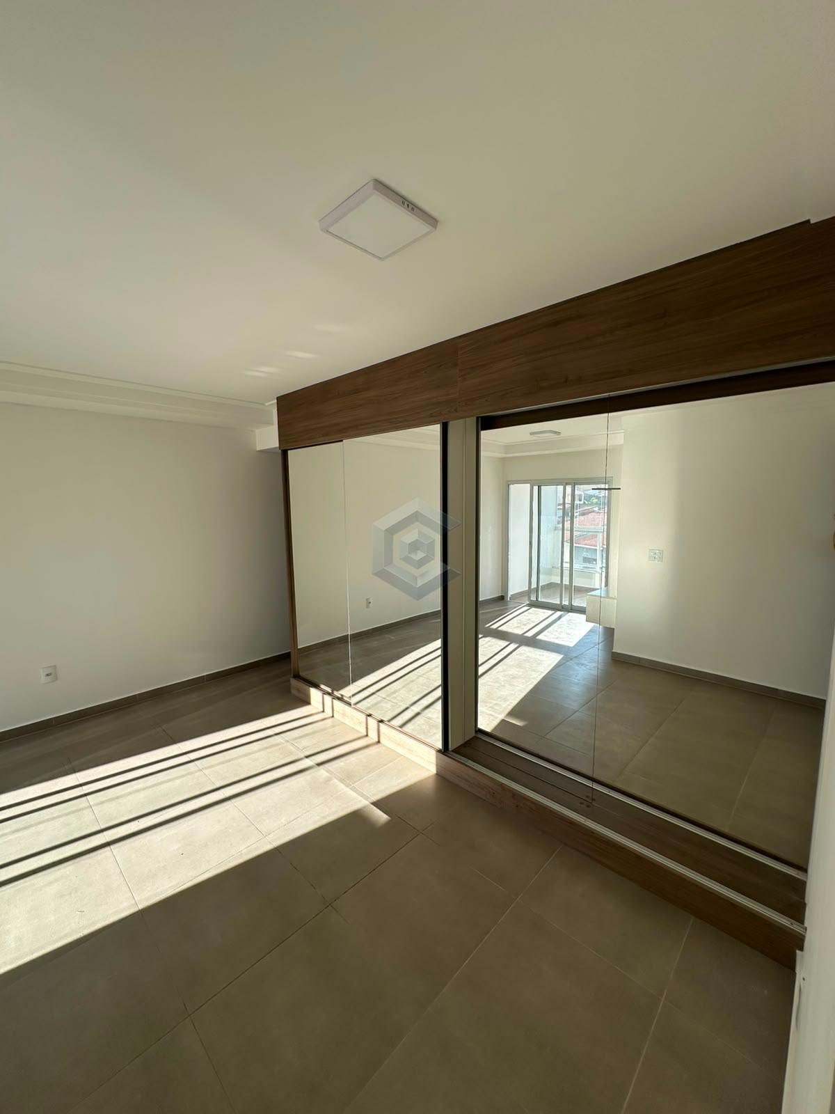 Apartamento à venda com 2 quartos, 1 suíte, 2 vagas e 73m² no Jardim Goncalves, Sorocaba (SP) — foto 3 de 23