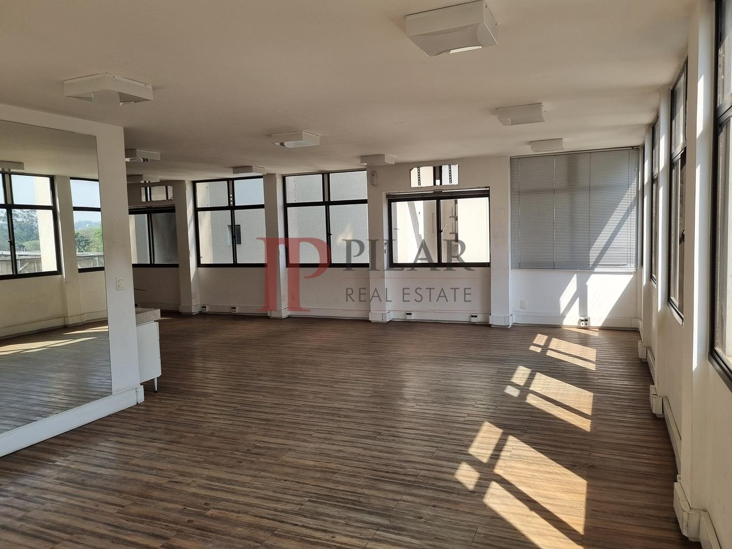 Sala para Venda na Vila Olímpia 