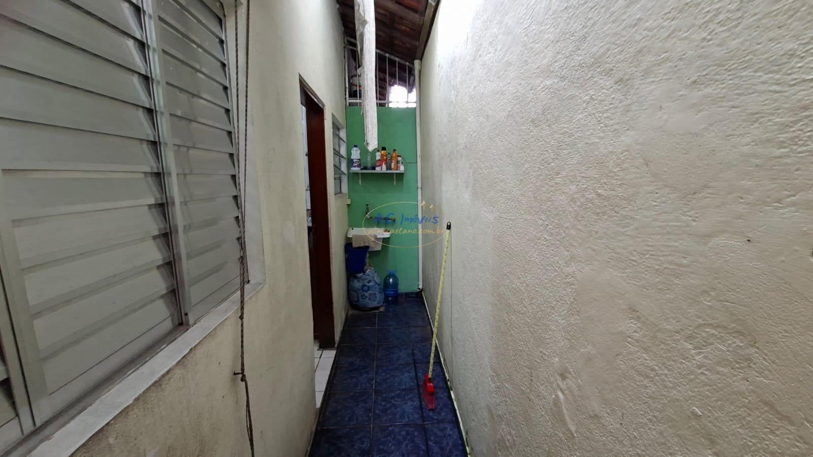 Casa à venda com 1 quarto, 1 banheiro, 1 vaga e 33m² no Aviação, Praia Grande (SP) — foto 3 de 12