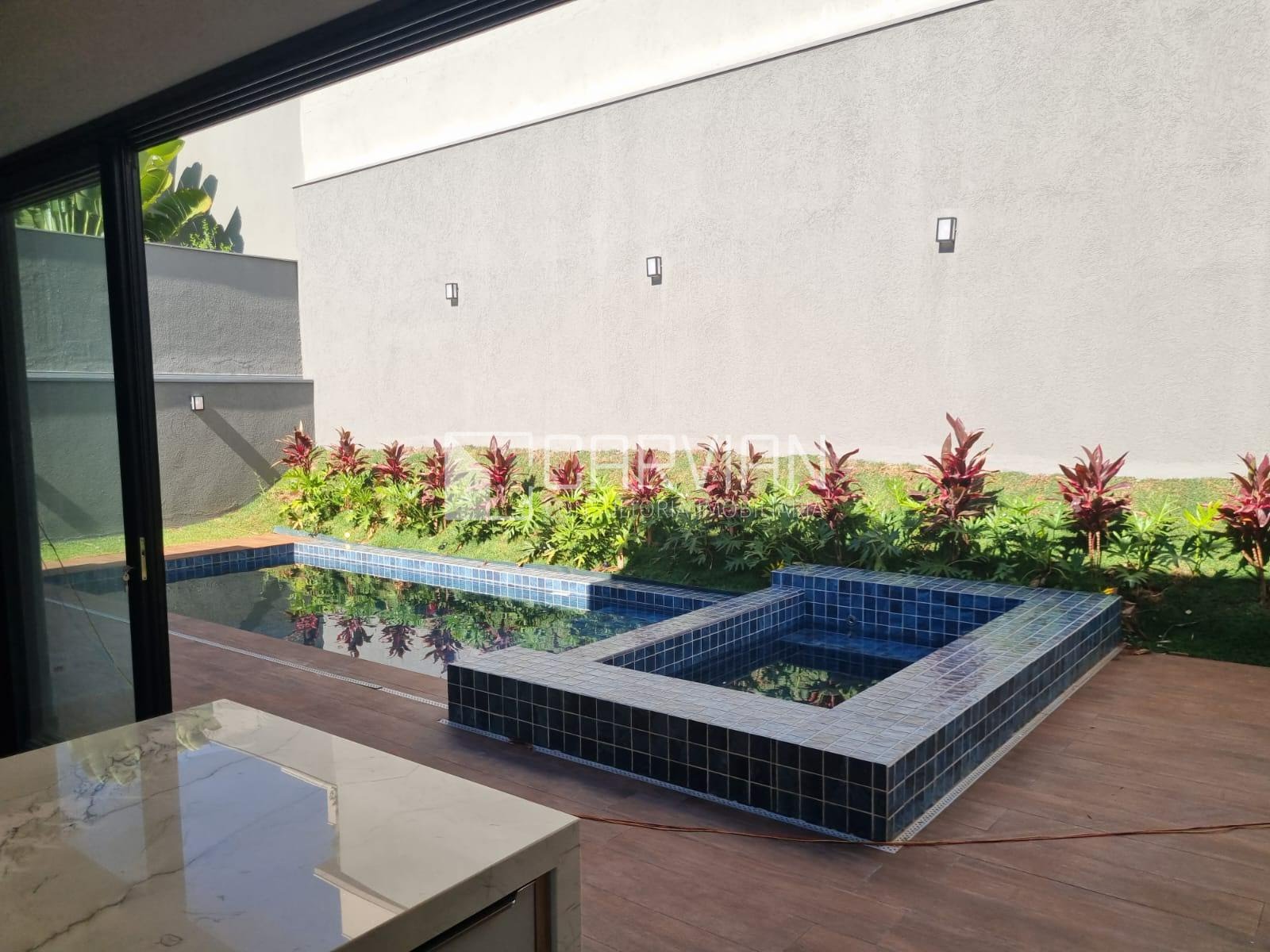 Casa à venda com 4 quartos, 4 suítes, 4 vagas e 266m² no Residencial e Empresarial Alphaville, Ribeirão Preto (SP) — foto 23 de 30
