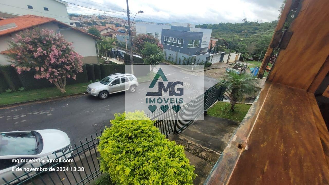 Casa à venda com 3 quartos, 3 suítes, 4 vagas e 800m² no Chácara das Rosas, Três Corações (MG) — foto 12 de 30