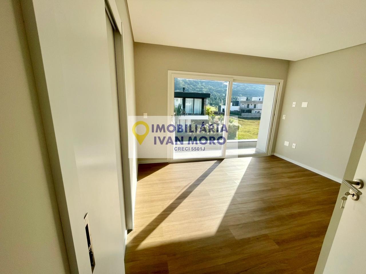 Casa à venda com 4 quartos, 2 suítes, 2 vagas e 450m² no Ingleses Norte, Florianópolis (SC) — foto 22 de 30