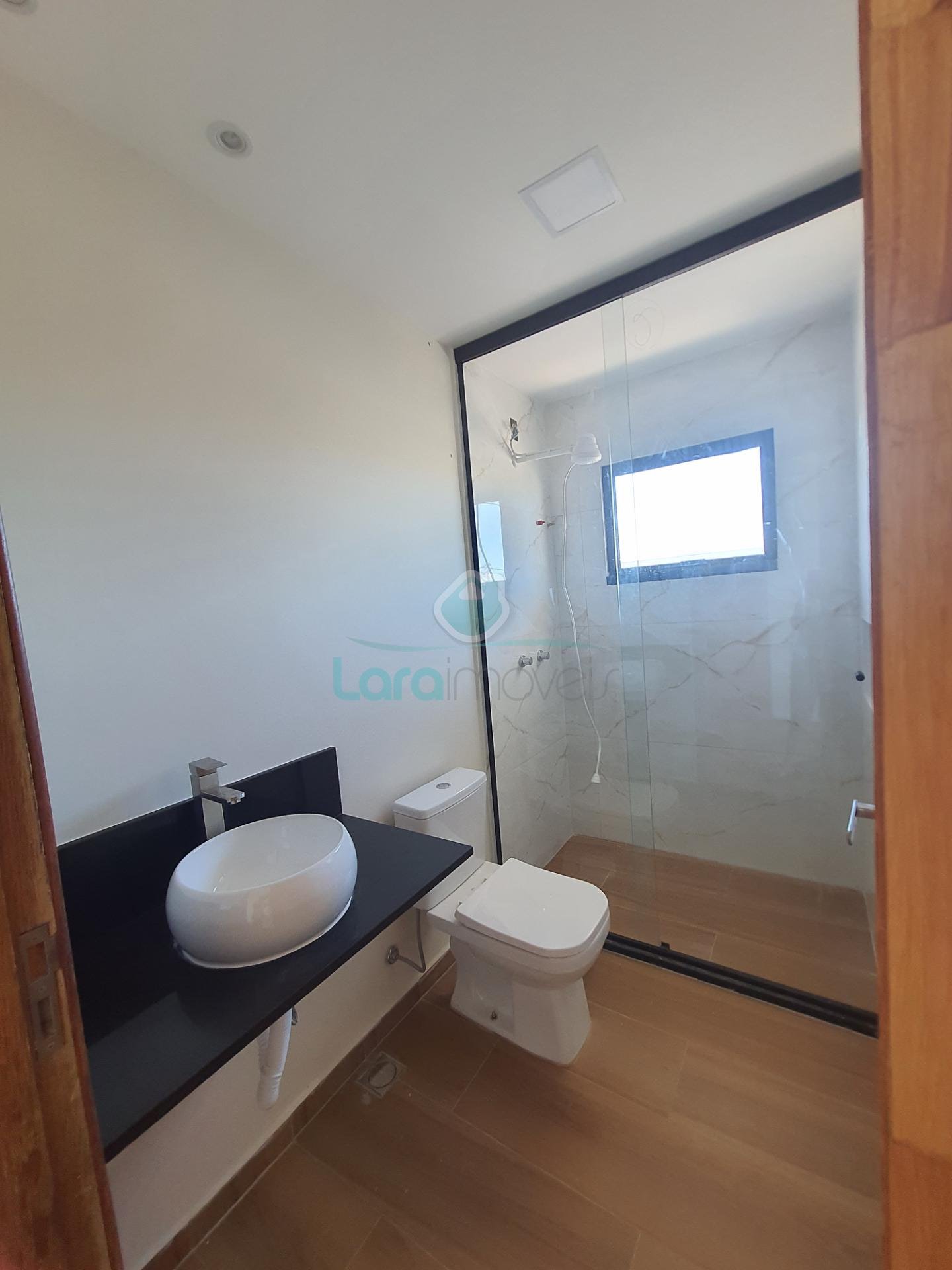 Casa à venda com 4 quartos, 4 suítes, 4 vagas e 340m² no Alphaville, Rio das Ostras (RJ) — foto 9 de 25