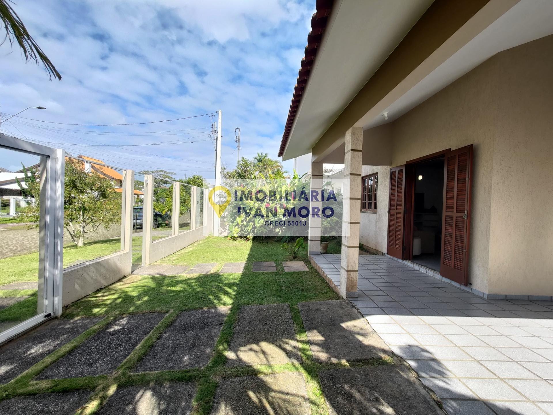 Casa para alugar com 3 quartos, 1 suíte e 3 vagas no Daniela, Florianópolis (SC) — foto 6 de 30