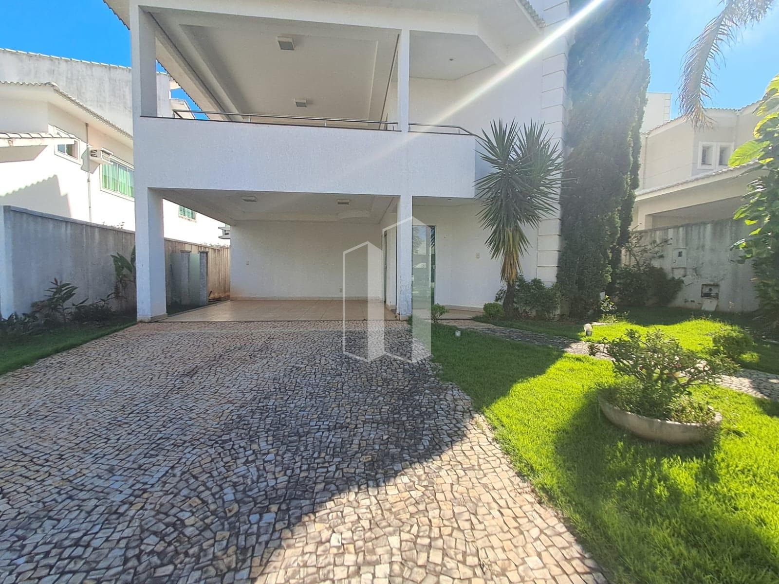 Casa à venda com 4 quartos, 3 suítes e 4 vagas no Residencial Granville, Goiânia (GO) — foto 2 de 30