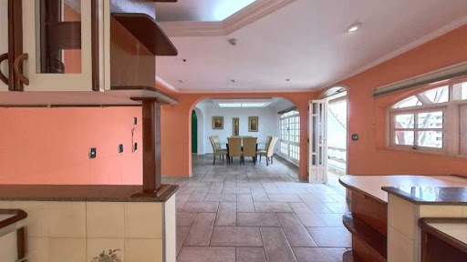 Casa de rua : Sobrado / Residencial / Jardim Cristiane