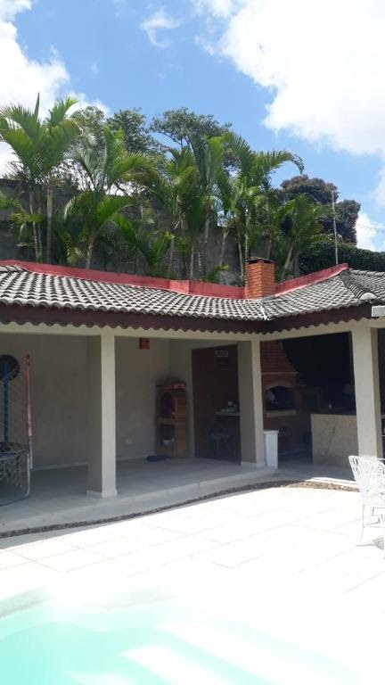 Casa à venda com 4 quartos, 4 suítes, 6 vagas e 860m² no Arujázinho I, II e III, Arujá (SP) — foto 3 de 17