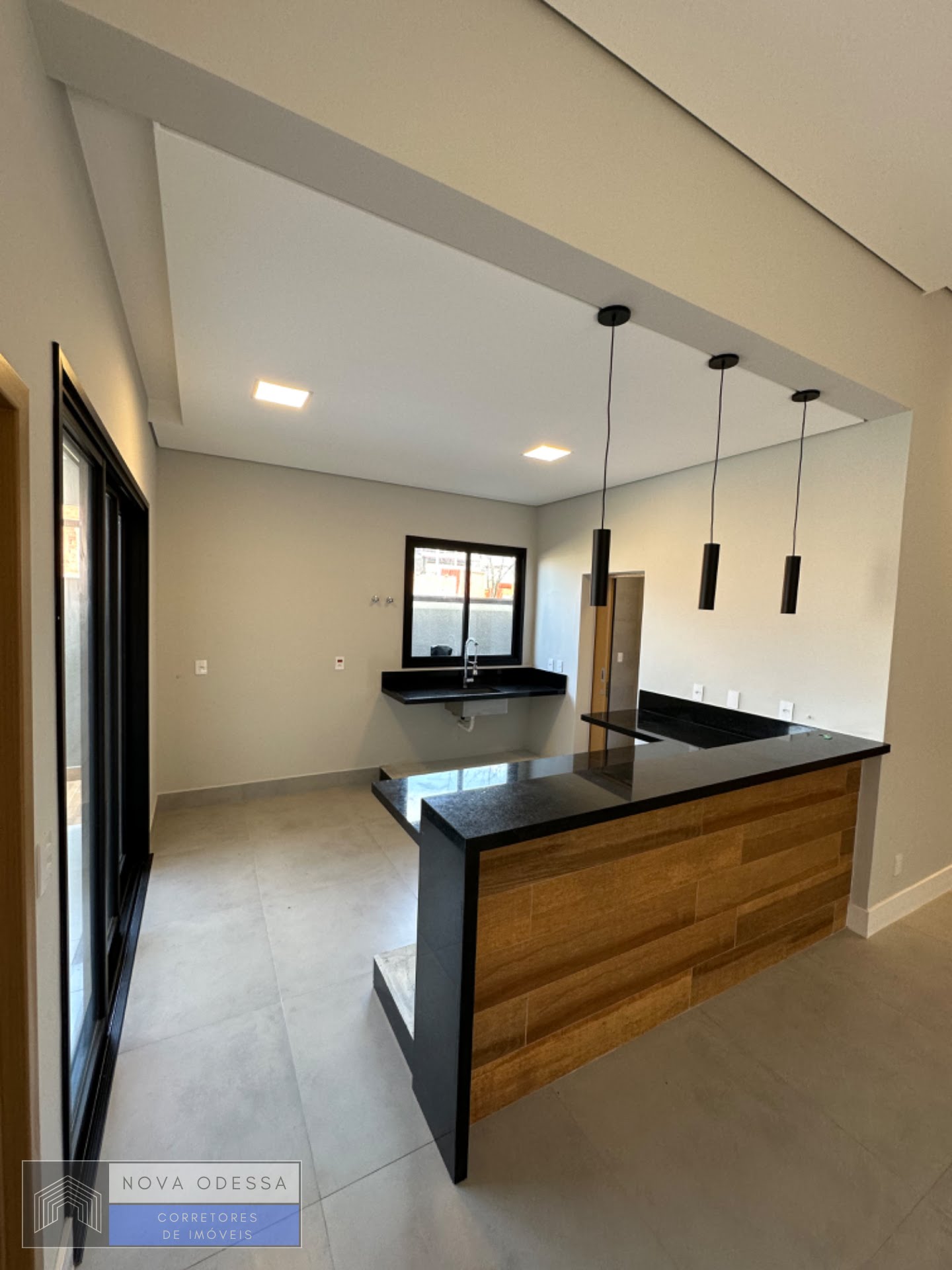 Casa à venda com 3 quartos, 1 suíte, 5 vagas e 185m² no Engenho Velho II, Nova Odessa (SP) — foto 17 de 22