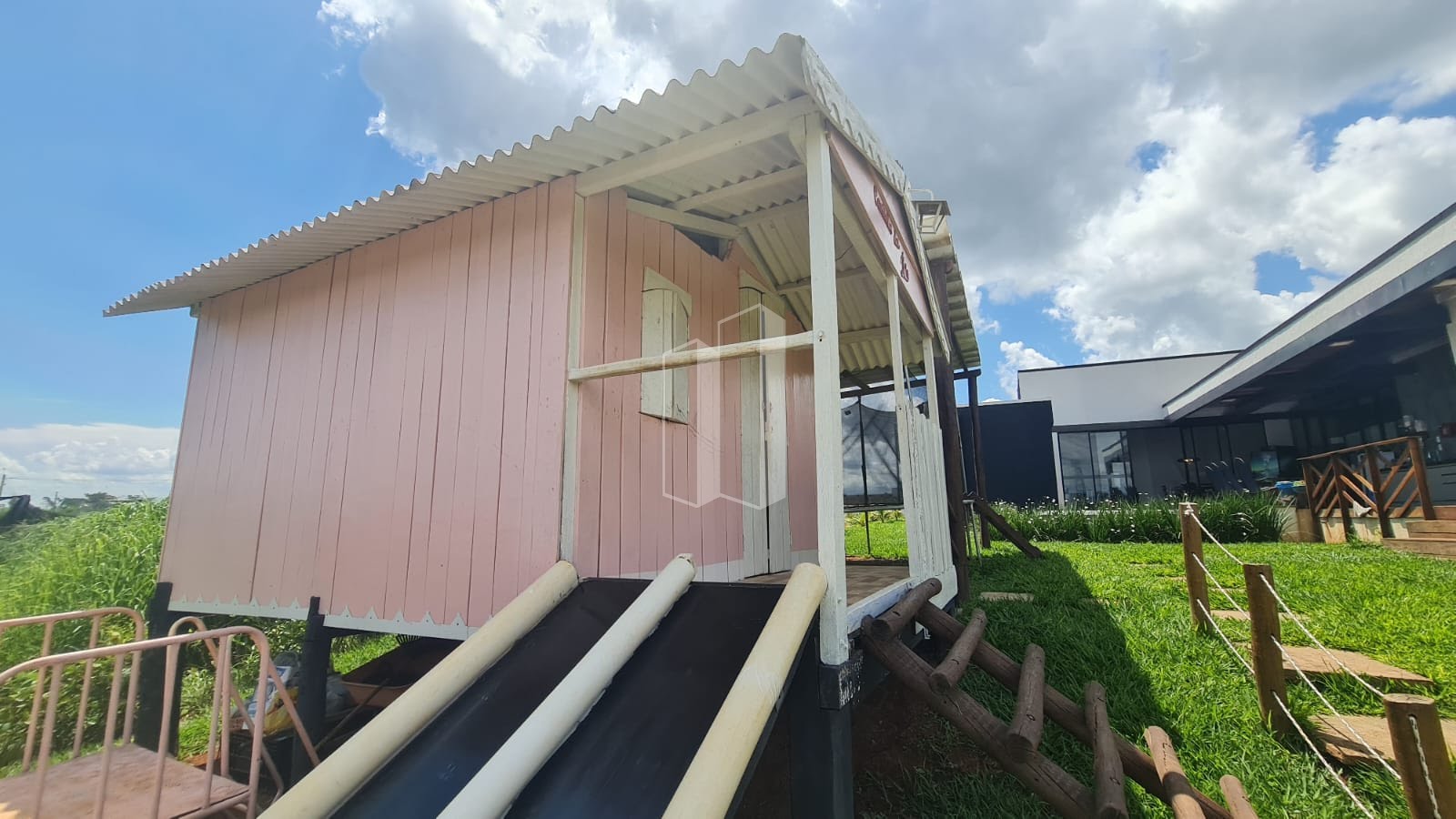 Casa à venda com 4 quartos, 4 suítes, 4 vagas e 271m² no Residencial Solar São Francisco II, Trindade (GO) — foto 28 de 30