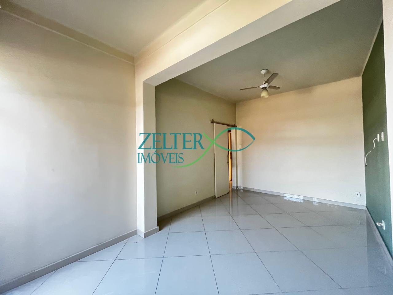 Casa à venda com 4 quartos, 2 banheiros, 5 vagas e 226m² no Vista Alegre, Rio de Janeiro (RJ) — foto 2 de 30