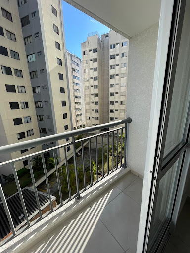 Apartamento em Jardim Oriental  -  São Paulo