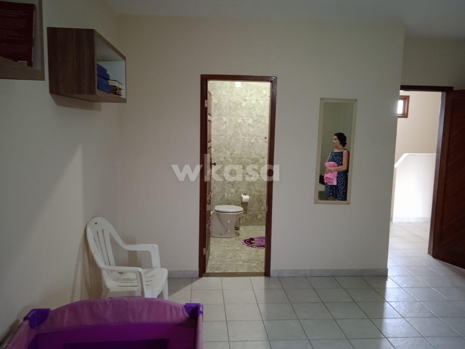 Casa à venda com 4 quartos, 2 suítes, 2 vagas e 248m² no Barcelona, Serra (ES) — foto 18 de 20