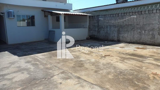 Casa em Jardim Kennedy  -  Jaboticabal