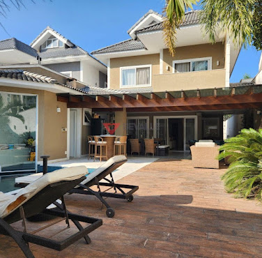 Casa à venda na Barra da Tijuca: 400m², 3 suítes, 3 vagas
