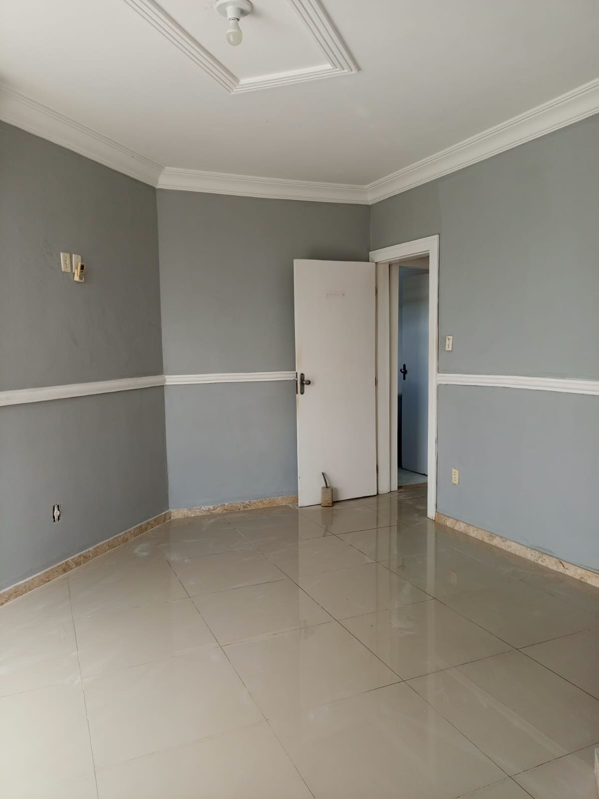 Comercial para alugar com 3 banheiros, 6 vagas e 380m² no Lagoa Salgada, Feira de Santana (BA) — foto 24 de 30
