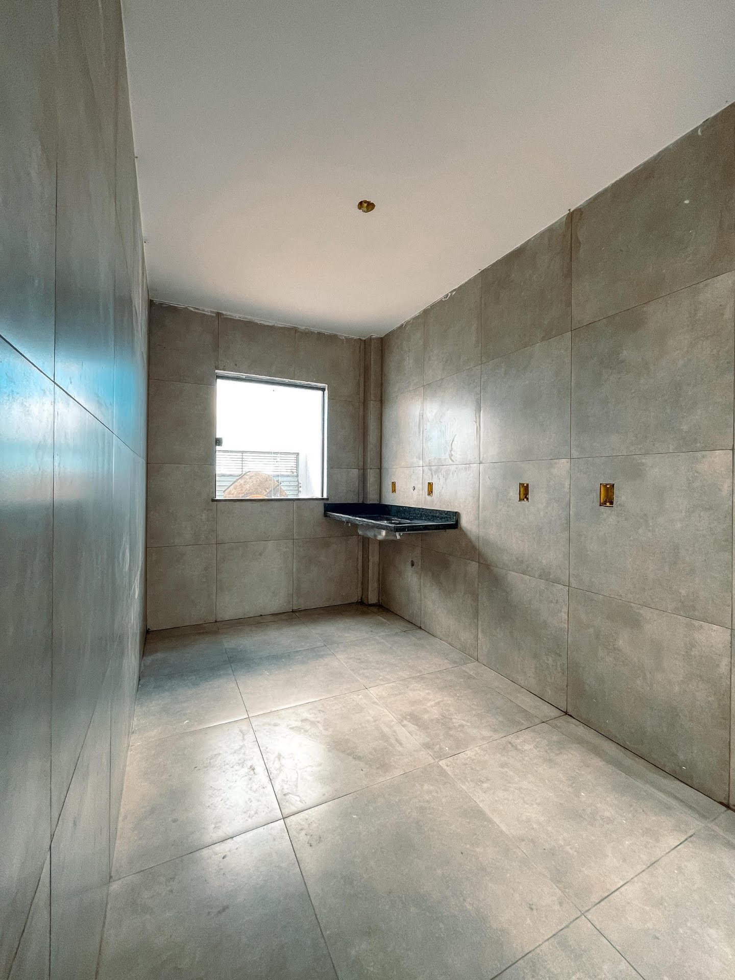 Casa à venda com 2 quartos, 1 suíte e 63m² no Gabriela, Feira de Santana (BA) — foto 4 de 9