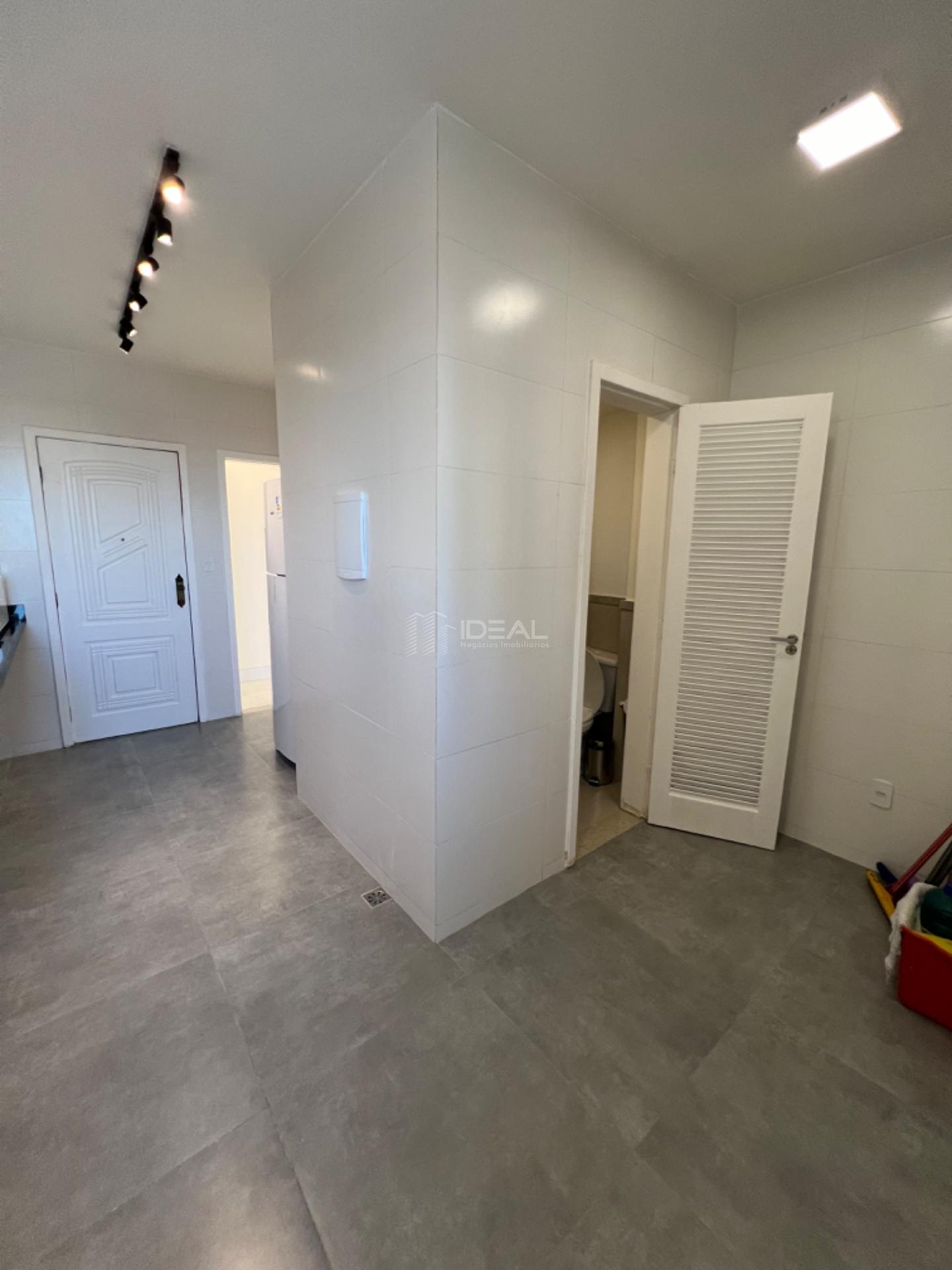 Apartamento à venda com 3 quartos, 1 suíte, 1 vaga e 95m² no Parque Dom Bosco, Campos dos Goytacazes (RJ) — foto 10 de 26