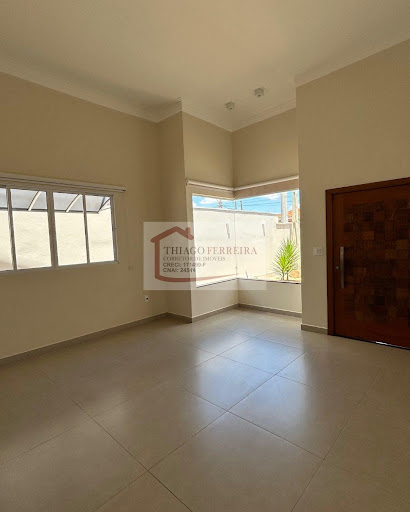 Casa em Jardim Itália  -  Santa Rita do Passa Quatro