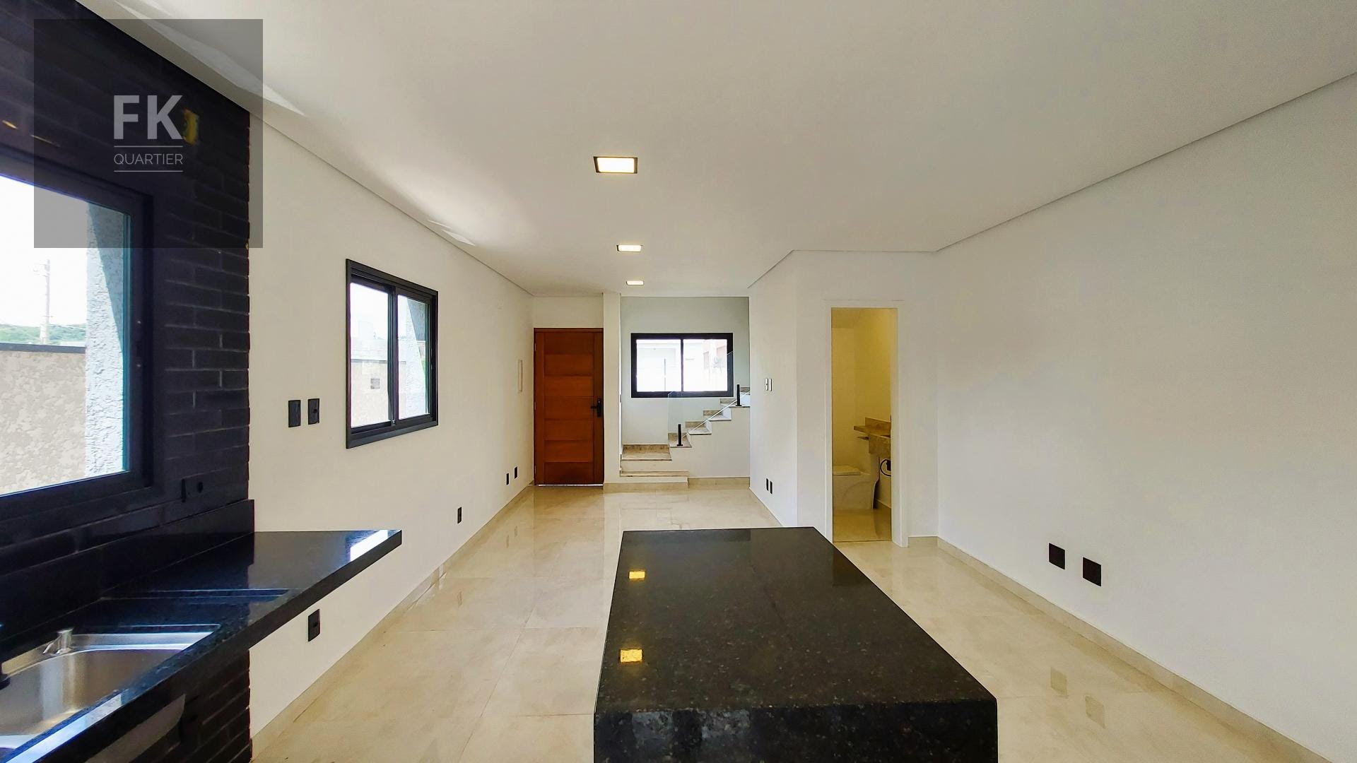 Casa à venda com 3 quartos, 1 suíte, 2 vagas e 126m² no Villas do Jaguari, Santana de Parnaíba (SP) — foto 3 de 27