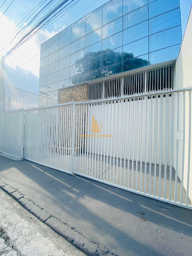 Galpão - Vende ou aluga - Santo André - SP na Vila Palmares.