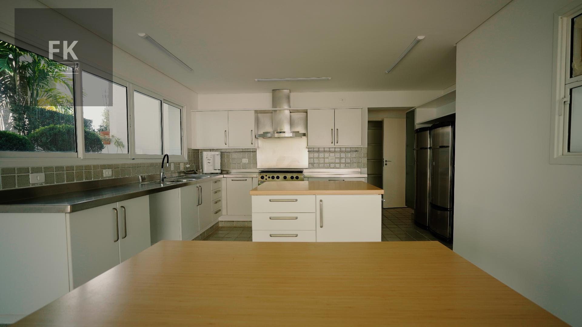 Casa à venda com 4 quartos, 4 suítes, 4 vagas e 360m² no Alphaville Conde II, Barueri (SP) — foto 12 de 30