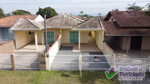 Casa à venda em Itapoá: 3 dorms, suíte, 89,94m² a 900 metros da terceira pedra