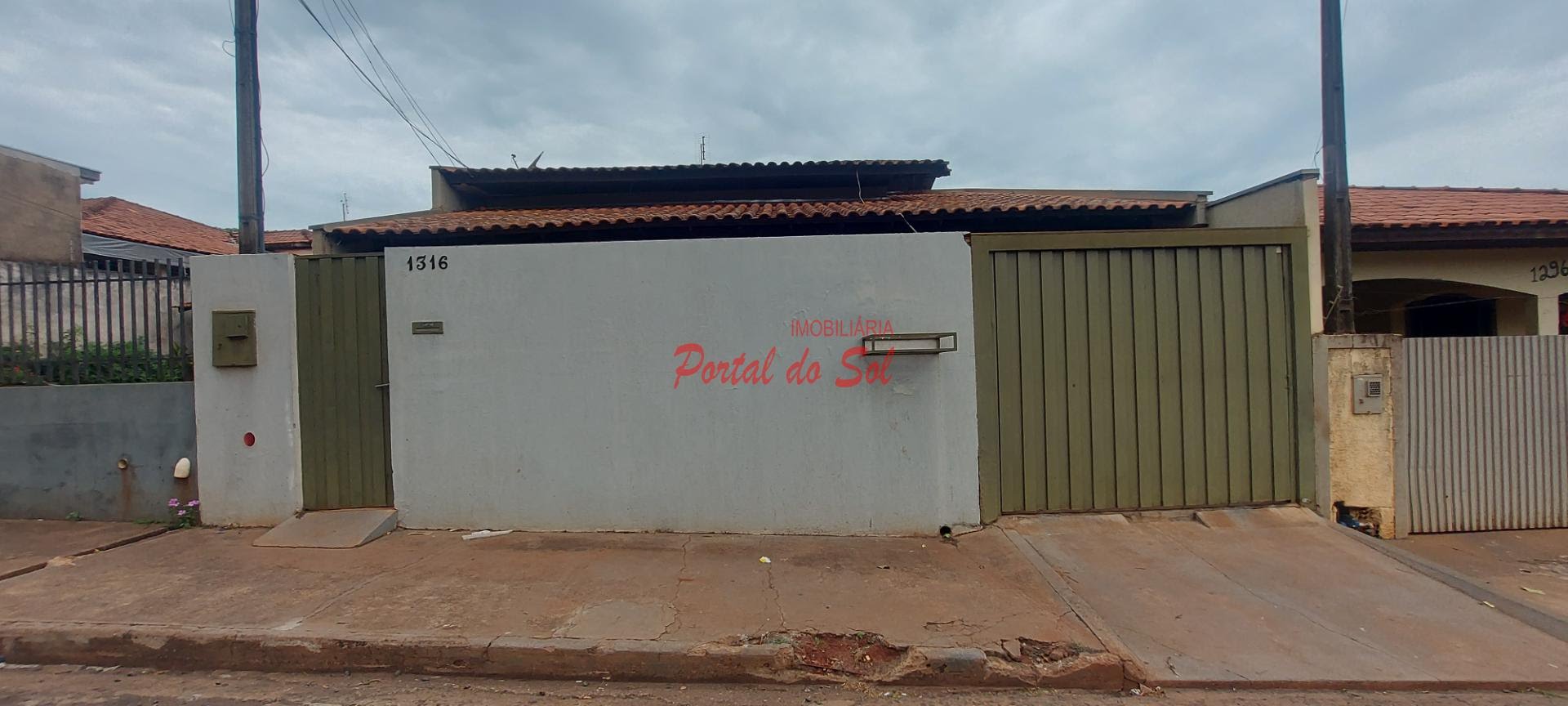 Casa à venda com 3 quartos, 1 suíte, 2 vagas e 210m² no Vila Ribeiro, Santo Antônio da Platina (PR) — foto 2 de 23