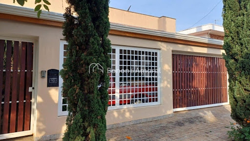 Casa, 4 quartos, 240 m² - Foto 1