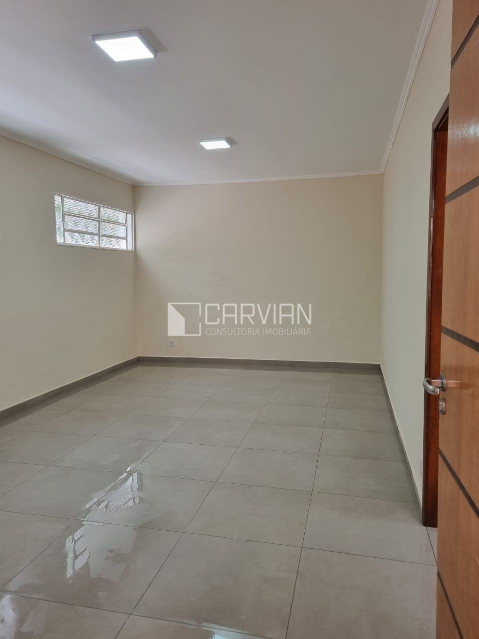 Casa à venda com 3 quartos, 1 suíte, 2 vagas e 122m² no Subsetor Oeste - 5 (o-5), Ribeirão Preto (SP) — foto 4 de 16