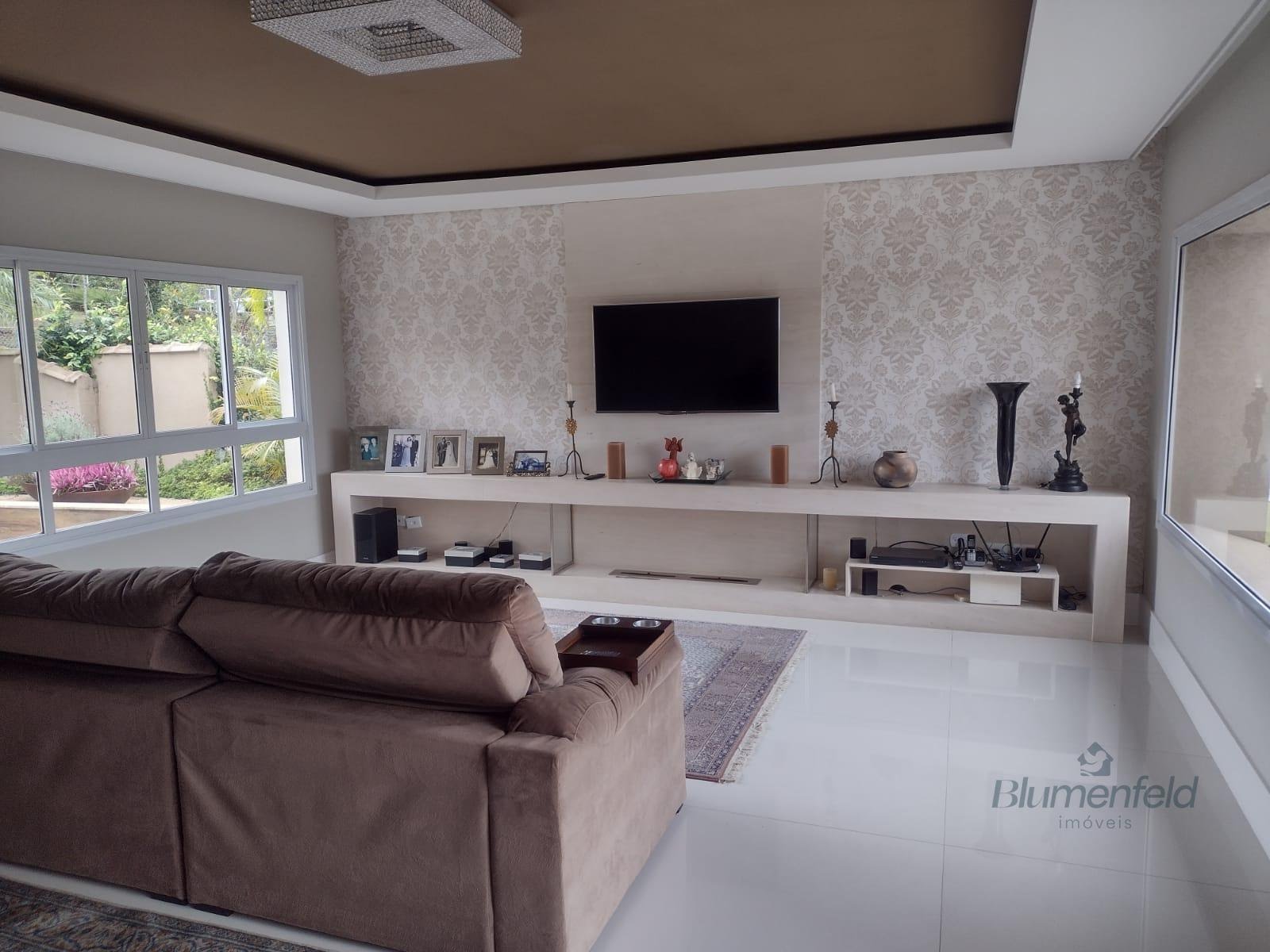 Casa à venda com 3 suítes, 3 vagas e 630m² no Condominio Arujazinho I II III, Arujá (SP) — foto 19 de 30