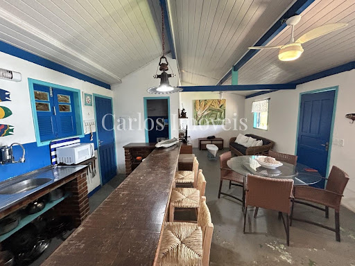Casa Frente Mar para Venda em Angra dos Reis / RJ no bairro Ponta do Sapê