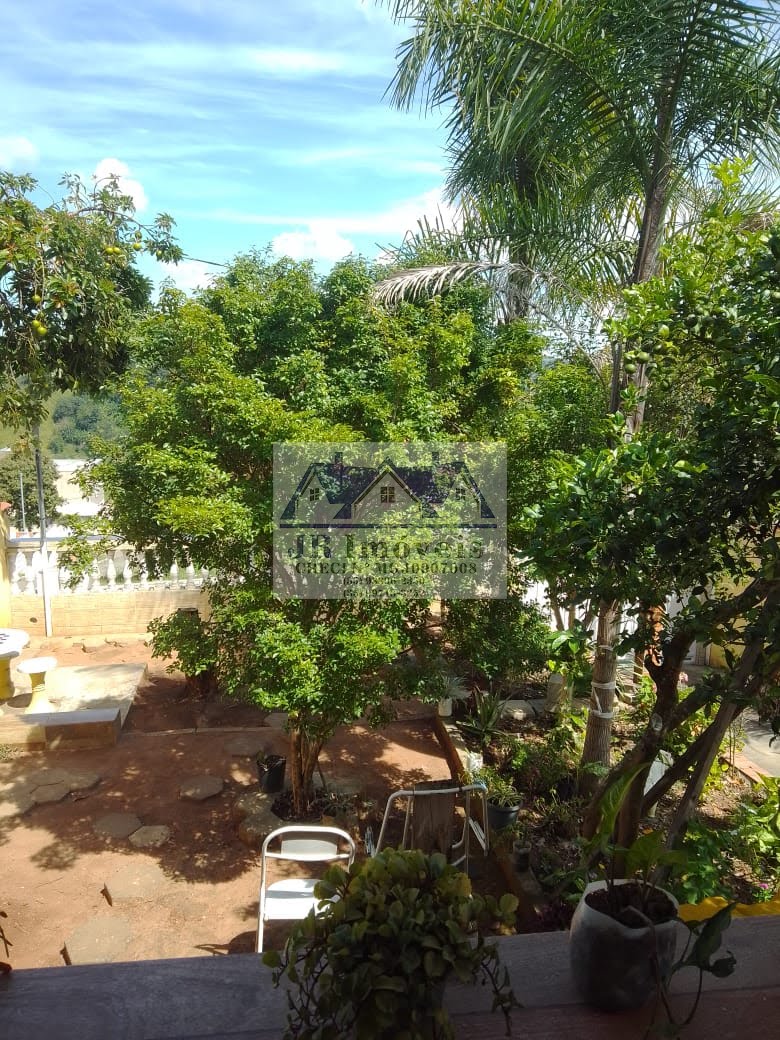 Casa à venda com 1 quarto, 1 banheiro, 1 vaga e 250m² no Bairro Santa Barbara, Piranguinho (MG) — foto 11 de 30