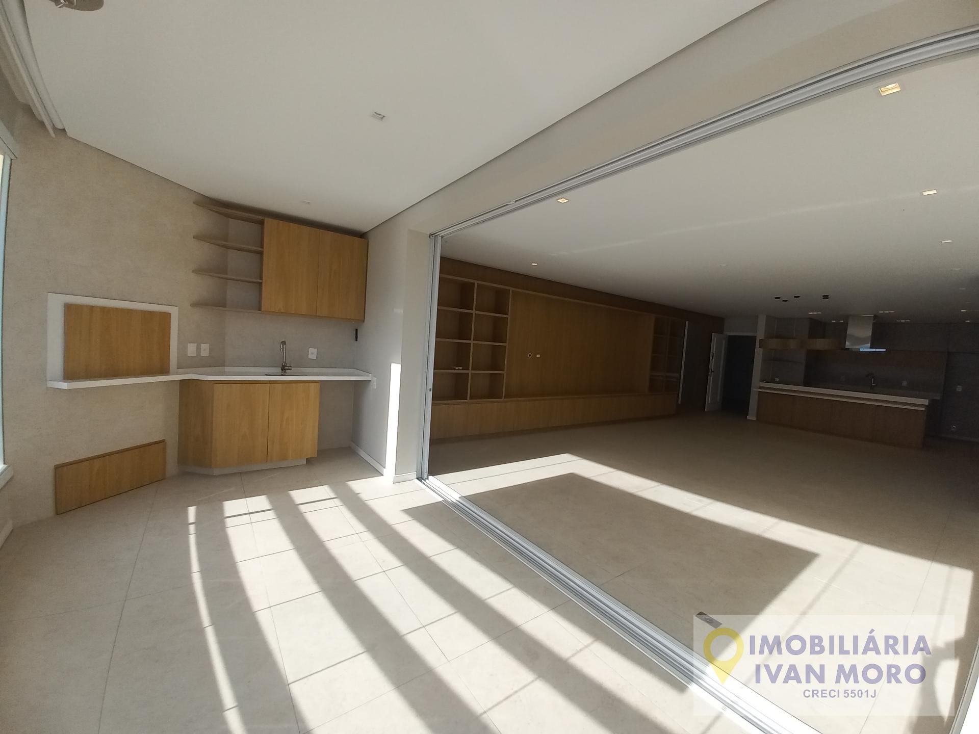 Apartamento à venda com 3 quartos, 3 suítes, 4 vagas e 183m² no João Paulo, Florianópolis (SC) — foto 24 de 30