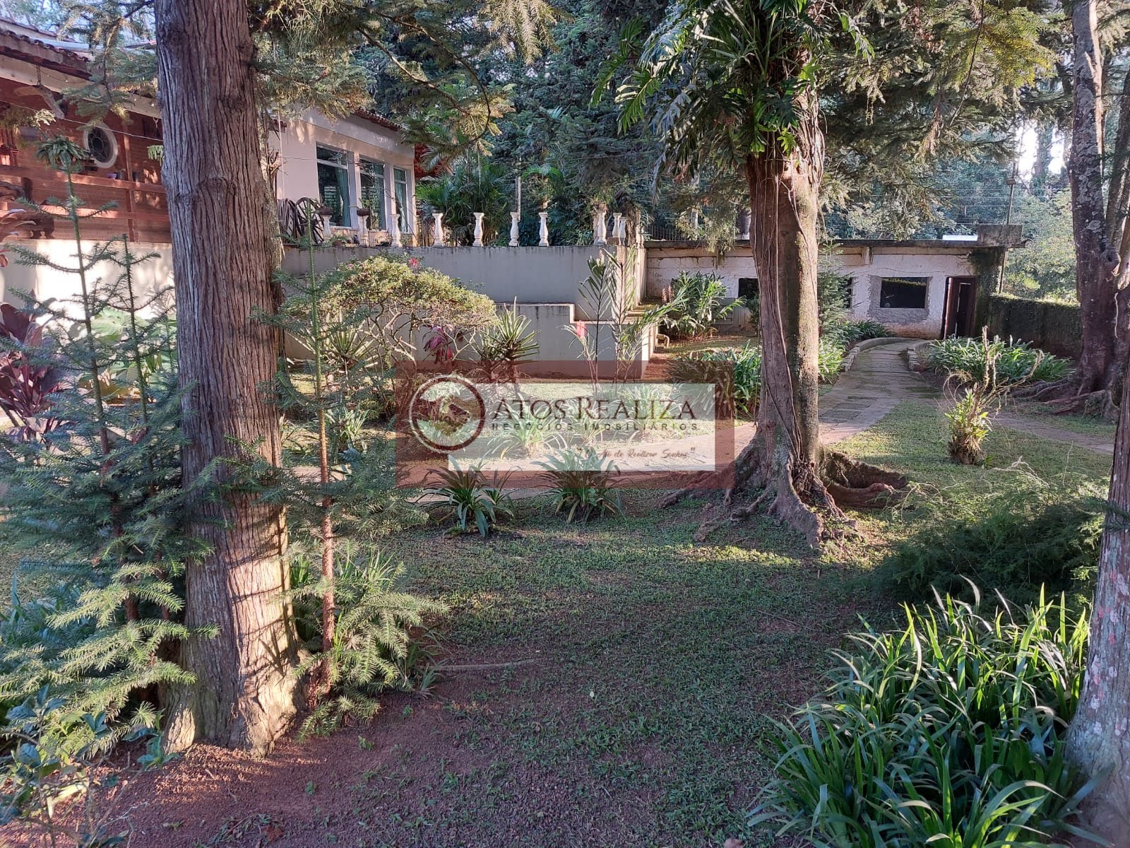 Casa à venda com 3 quartos, 2 banheiros, 4 vagas e 420m² no Alvarenga, São Bernardo do Campo — foto principal