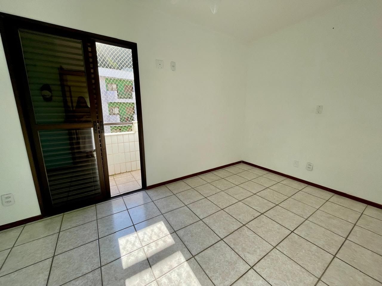 Apartamento à venda com 2 quartos, 2 banheiros e 65m² no Praia Grande, Ubatuba (SP) — foto 3 de 8