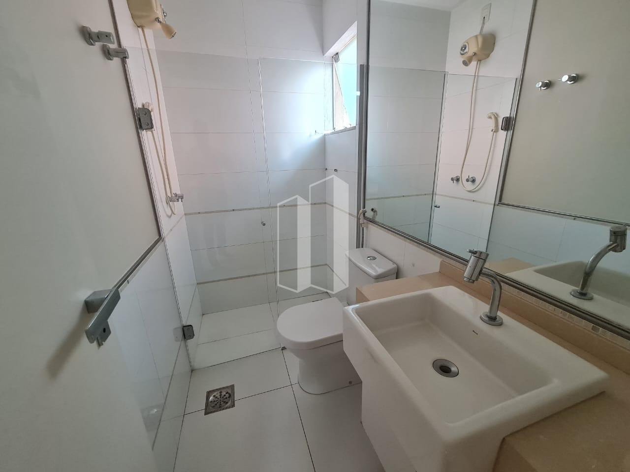Casa à venda com 4 quartos, 4 suítes, 4 vagas e 281m² no Jardins Madri, Goiânia (GO) — foto 21 de 25