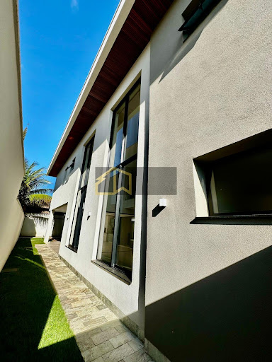 Casa de Condomínio em Jardins Valência  -  Goiânia