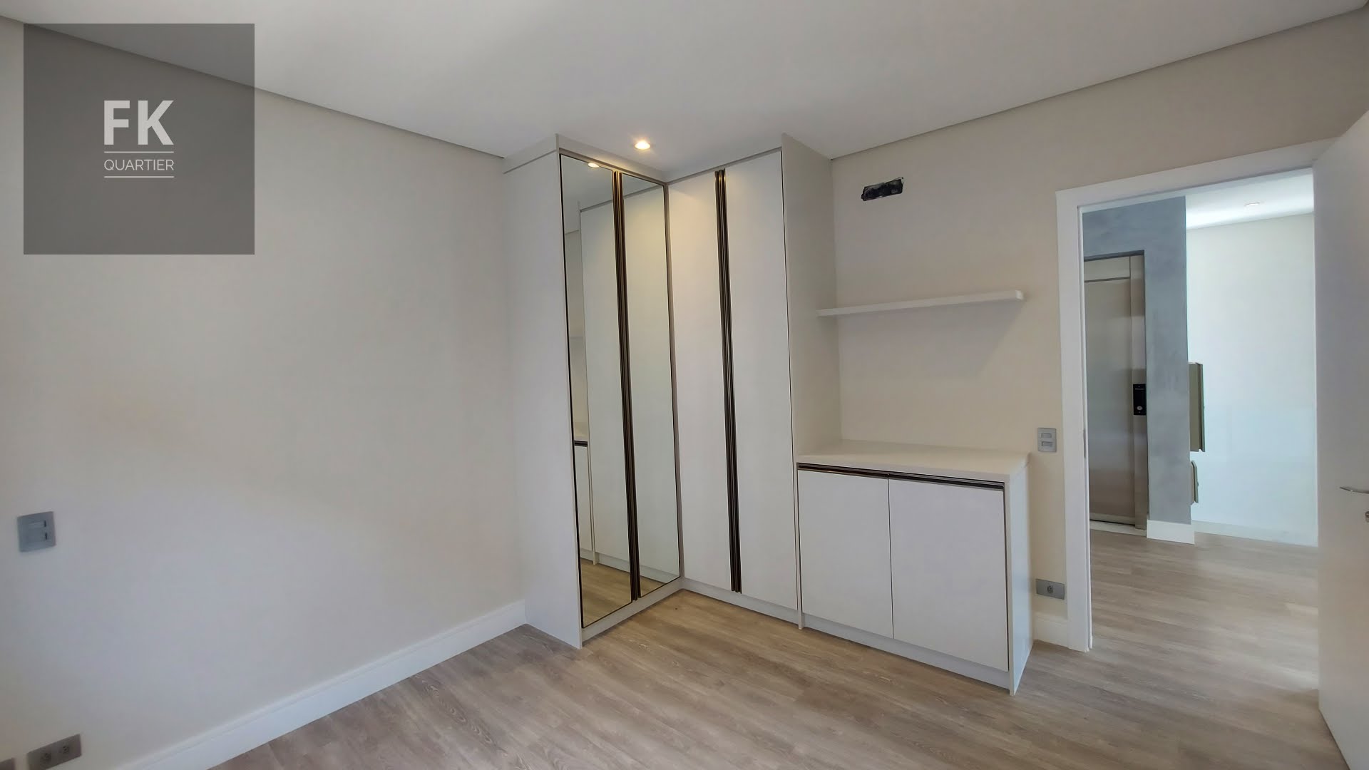 Casa à venda com 4 quartos, 4 suítes, 7 vagas e 578m² no Tamboré, Barueri (SP) — foto 18 de 30