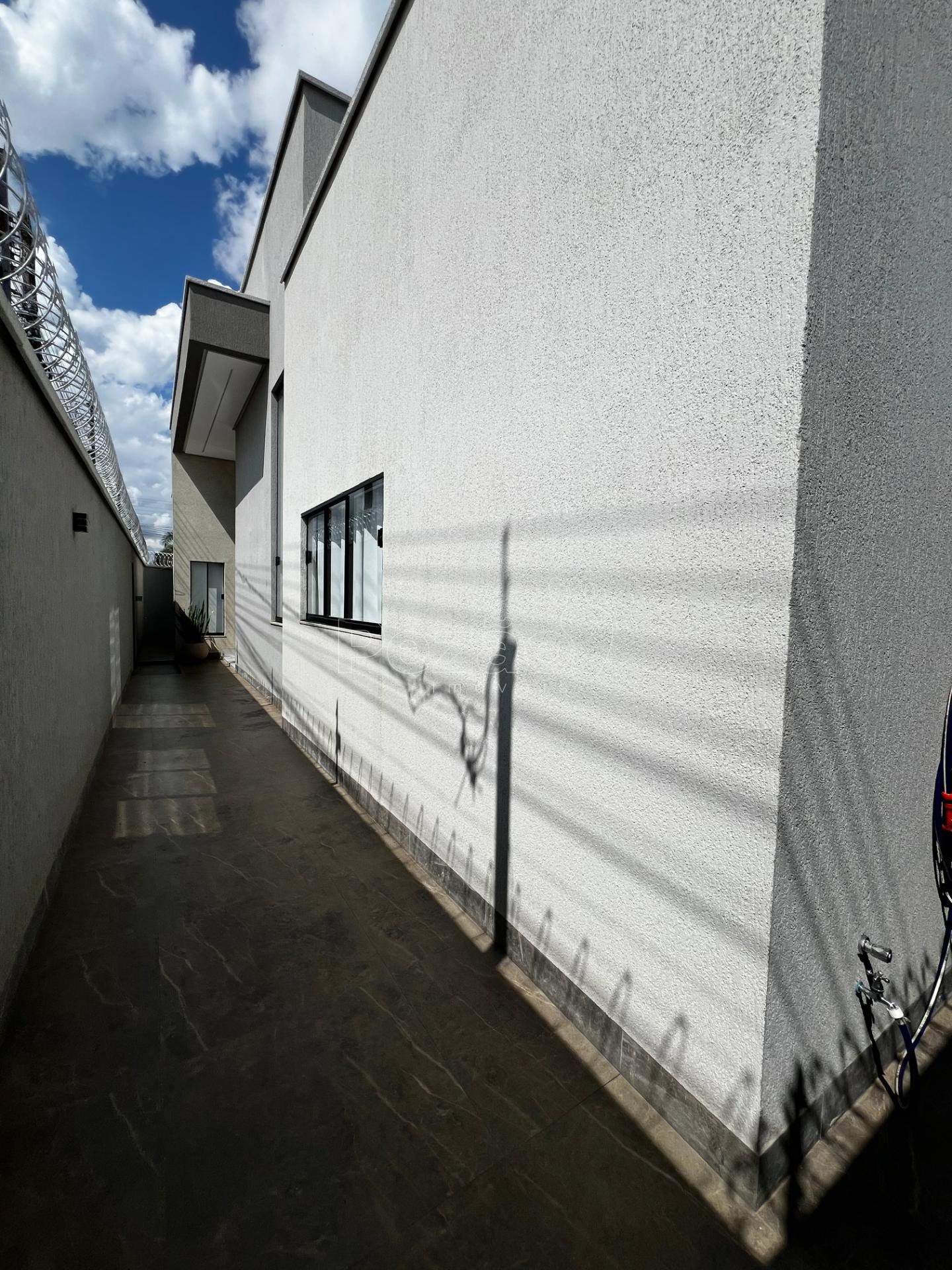 Casa à venda com 3 quartos, 3 suítes, 2 vagas e 206m² no Joaquim da Silva, Itapuranga (GO) — foto 24 de 29