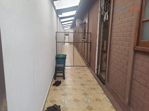 Casa com 4 dormitórios, suíte e quintal com piscina à Venda em Poá