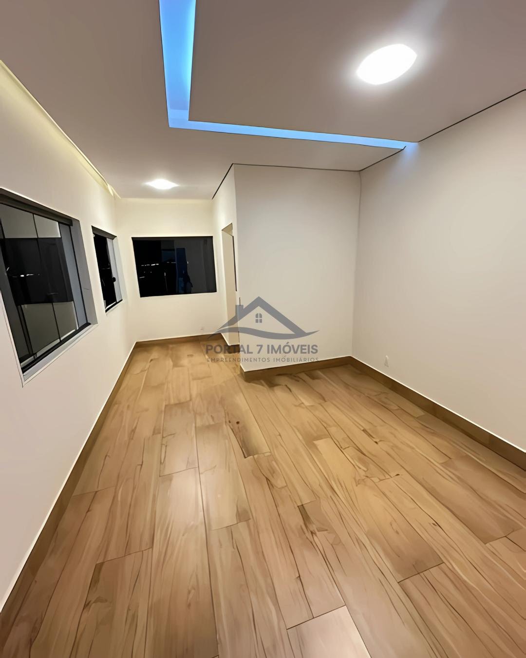 Casa à venda com 4 quartos, 2 suítes, 2 vagas e 263m² no Jardim Arizona, Sete Lagoas (MG) — foto 8 de 19