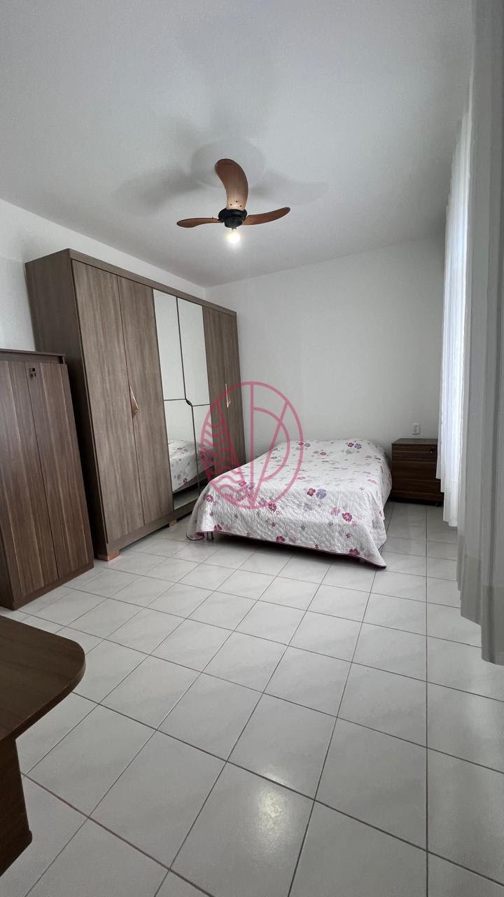 Casa para alugar com 5 quartos, 2 suítes, 4 vagas e 200m² no Buraquinho, Lauro de Freitas (BA) — foto 23 de 30
